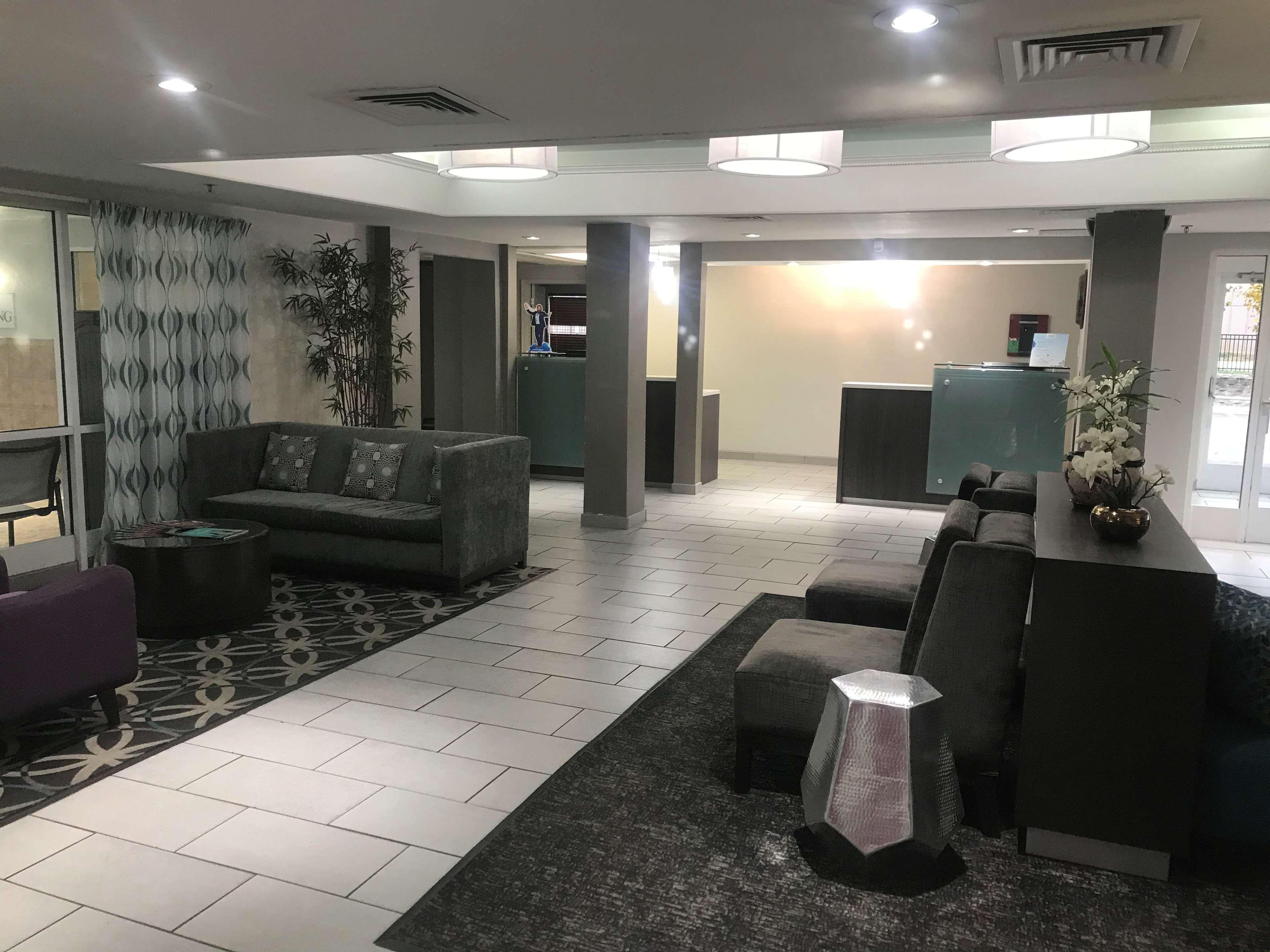 Baymont By Wyndham Springfield I-44 Hotel Exterior foto