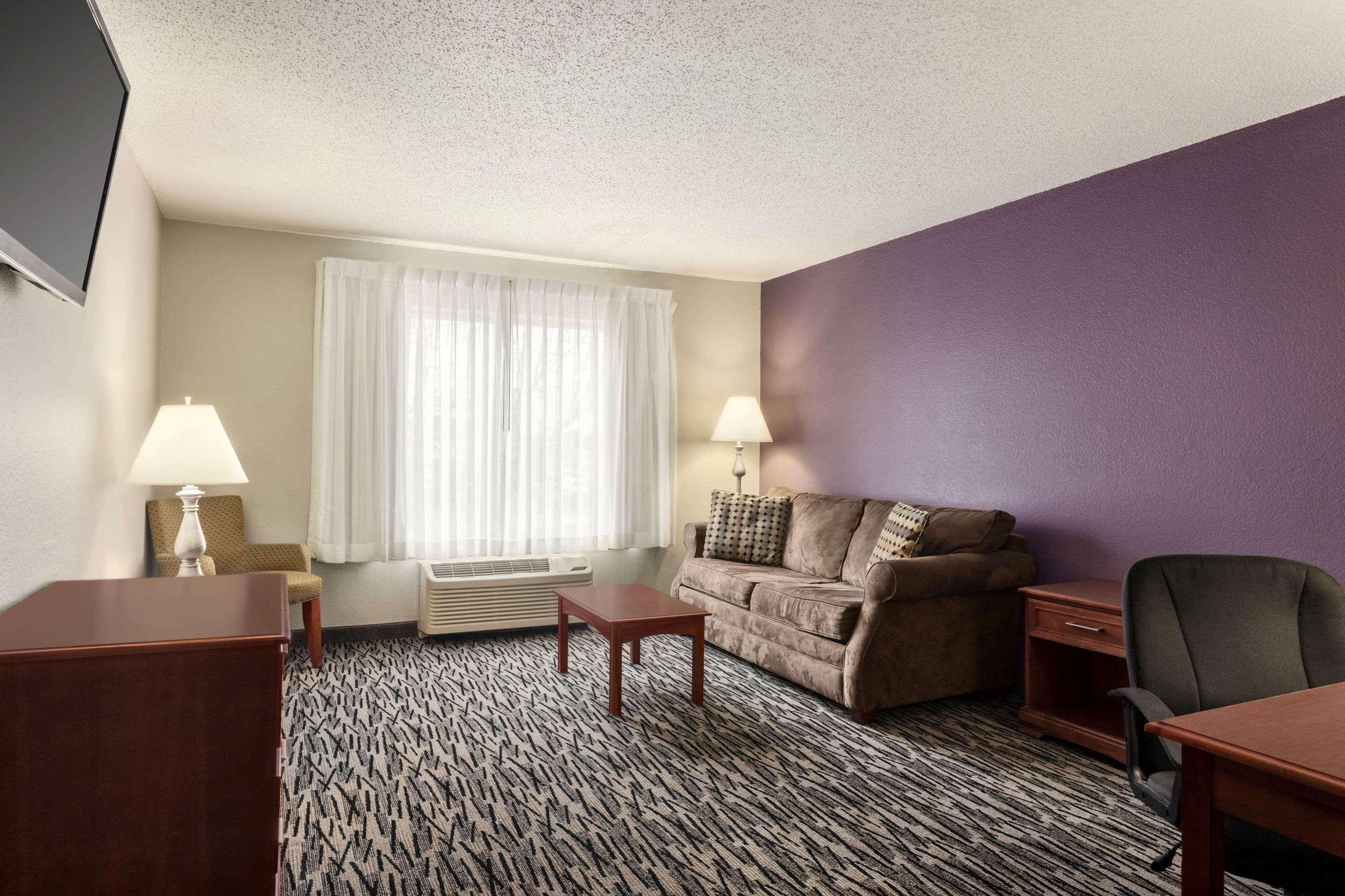Baymont By Wyndham Springfield I-44 Hotel Exterior foto